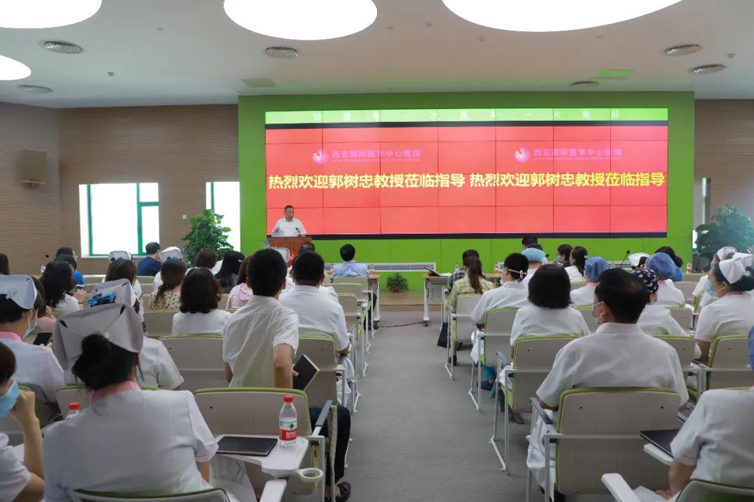 軍醫(yī)大咖齊聚一堂，共敘國際醫(yī)學創(chuàng)新發(fā)展