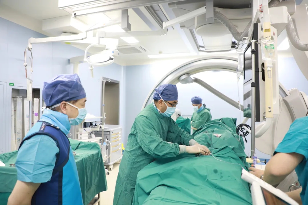 五一勞動最光榮｜向佑護健康的白衣天使致敬！