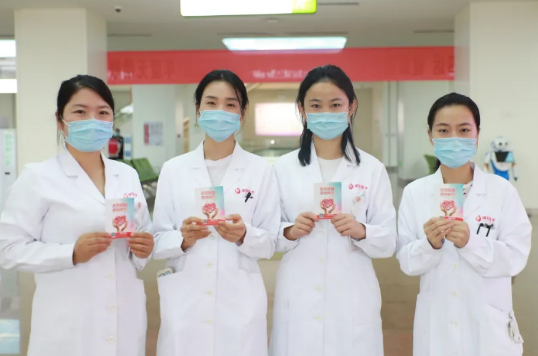 傳遞愛心 拯救生命——我院舉行“服務十四運，健康我的城”無償獻血活動